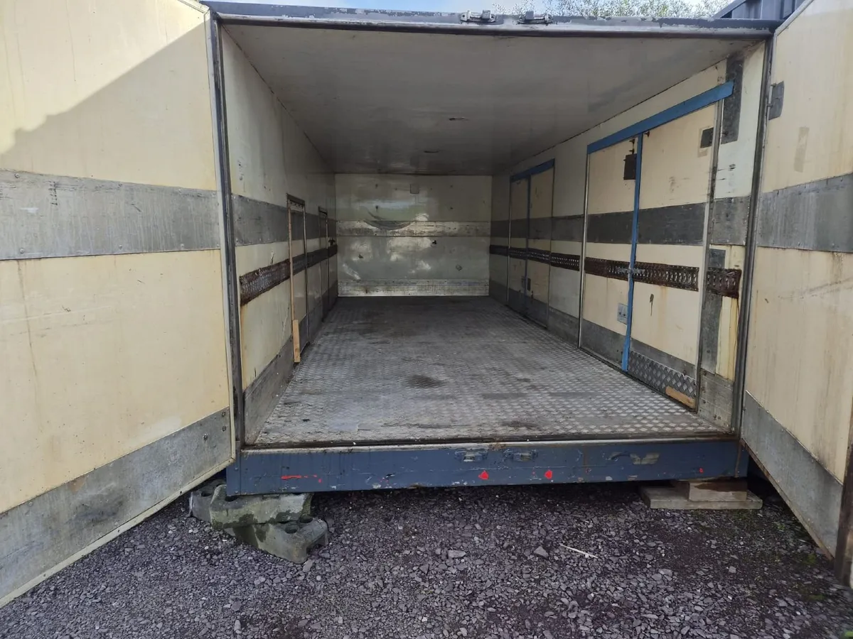 20ft Insulated Fridge Container with Side Doors - Image 1
