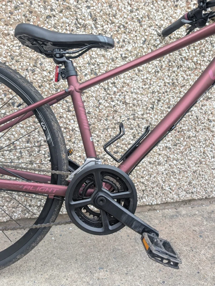Pair of Hybrid Bicycles (Carrera 19" & Liv XS) - Image 4