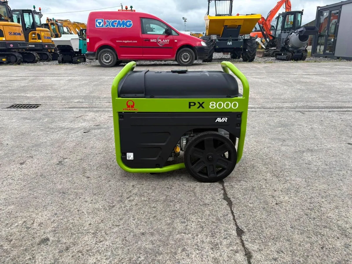 BRAND NEW PRAMAC PX8000 AVR PETROL GENERATOR - Image 4