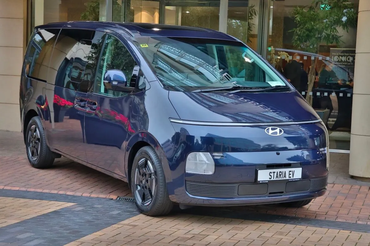 Hyundai Staria 9 Seater 84KWH, Coming Soon - Image 3