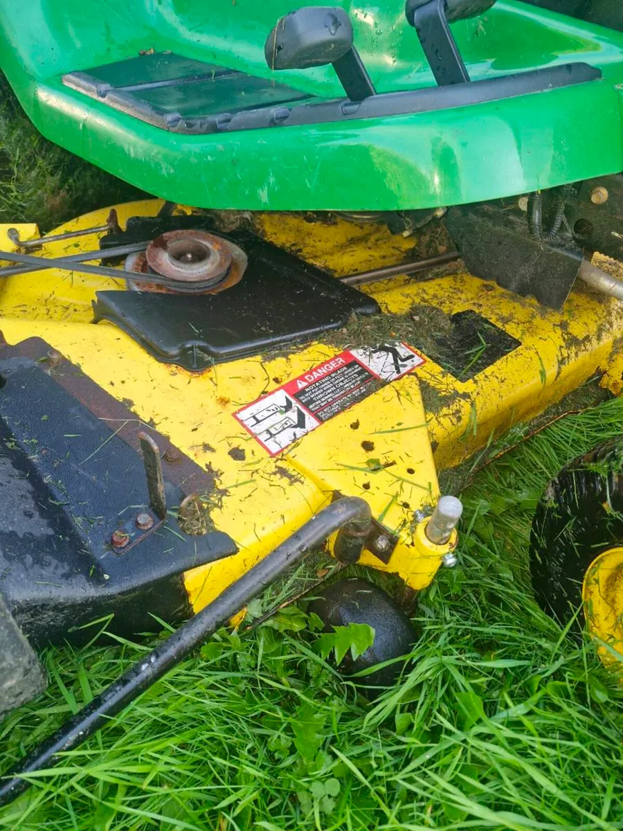 John Deere X324 Ride on mower Delivery available - Image 3