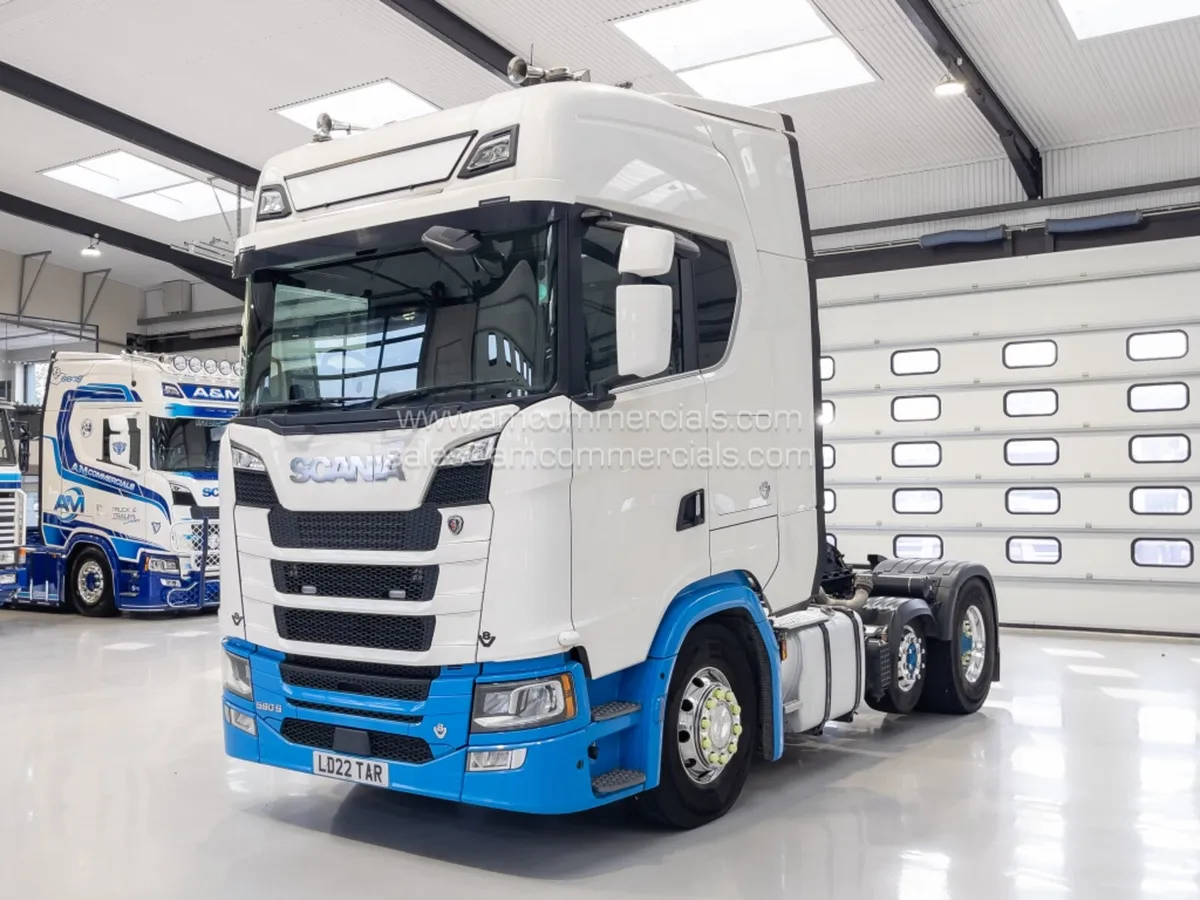 2022 (22) SCANIA S Series 590S V8 Highline - Image 3