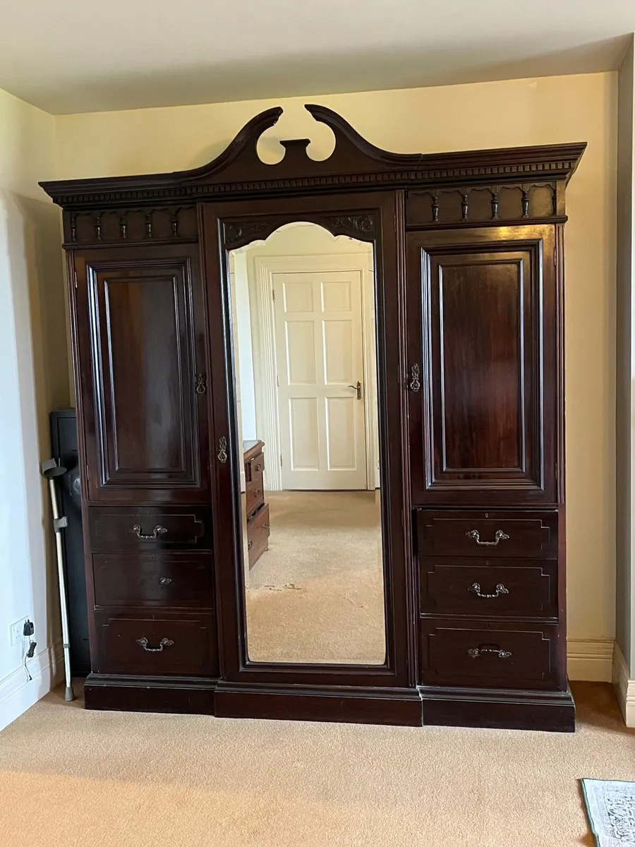 Wardrobe
