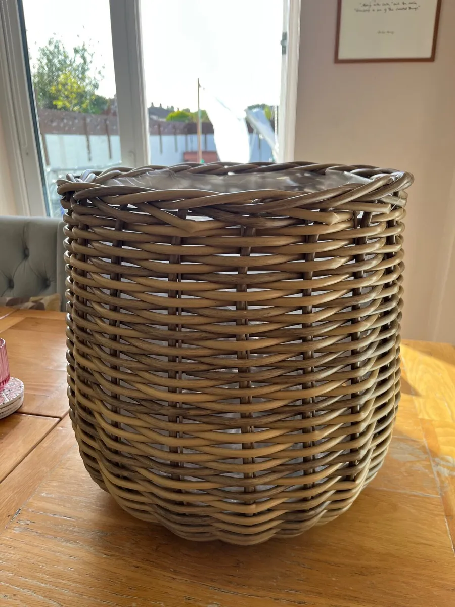 Basket - Image 1