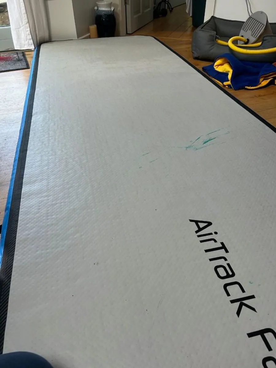 Sports Gymnastics Air Track 5mtr x 1 mtr x 10cm - Image 1