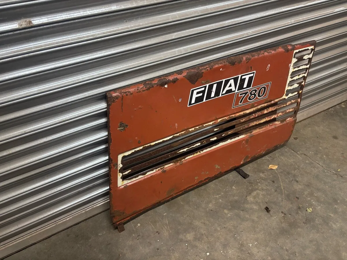 Fiat wheels and sidepanel - Image 4