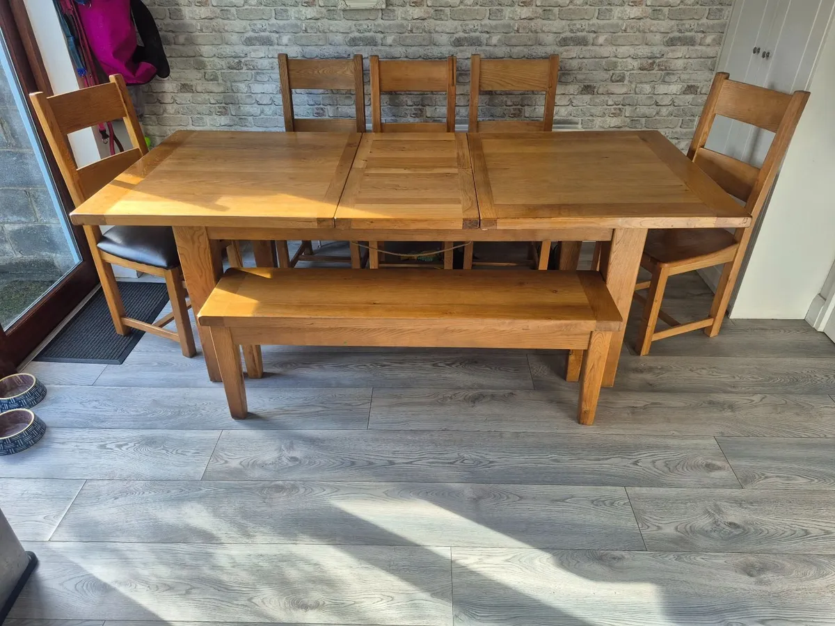 Kitchen table - Image 3