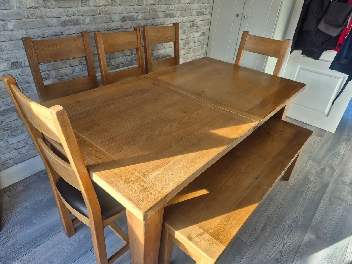 Kitchen table - Image 2