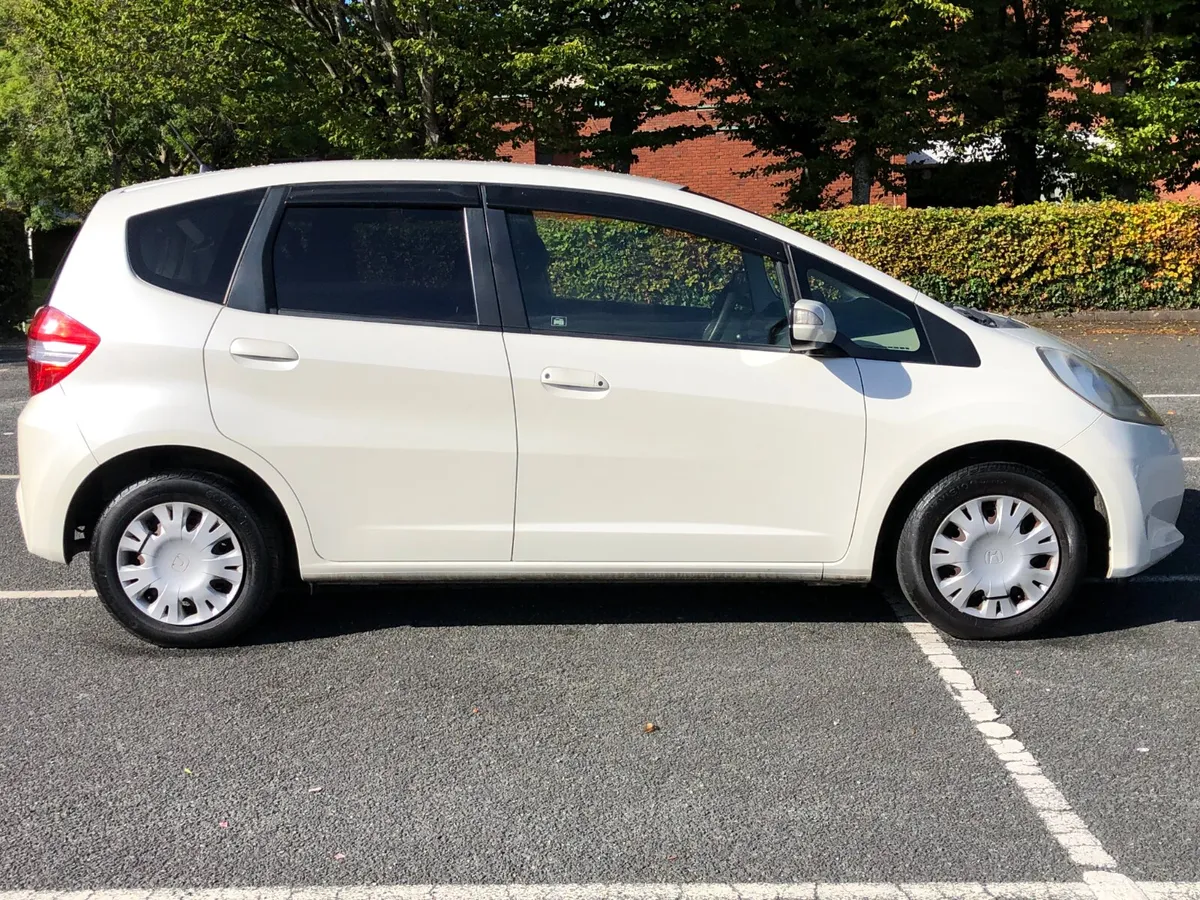Honda Fit AUTOMATIC, NCT, PLEASE READ ADD - Image 1