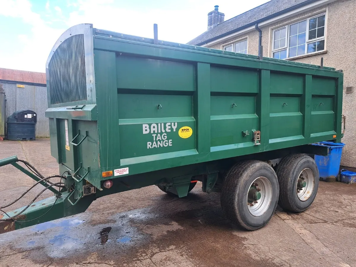 Grain / Flatbed Trailers - Image 3