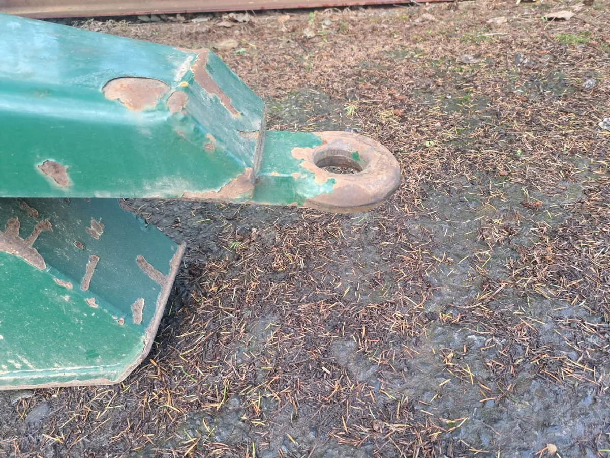 Grain / Flatbed Trailers - Image 4