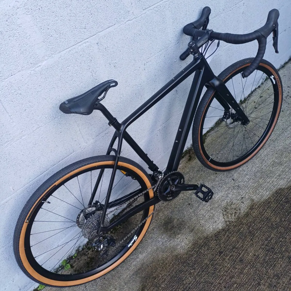 Custom Gravel bike. 53cm Carbon. GRX - Image 3