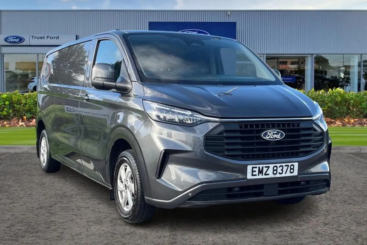 Ford Transit Custom 300 Limited L2 LWB 2.0 EcoBlue - Image 1