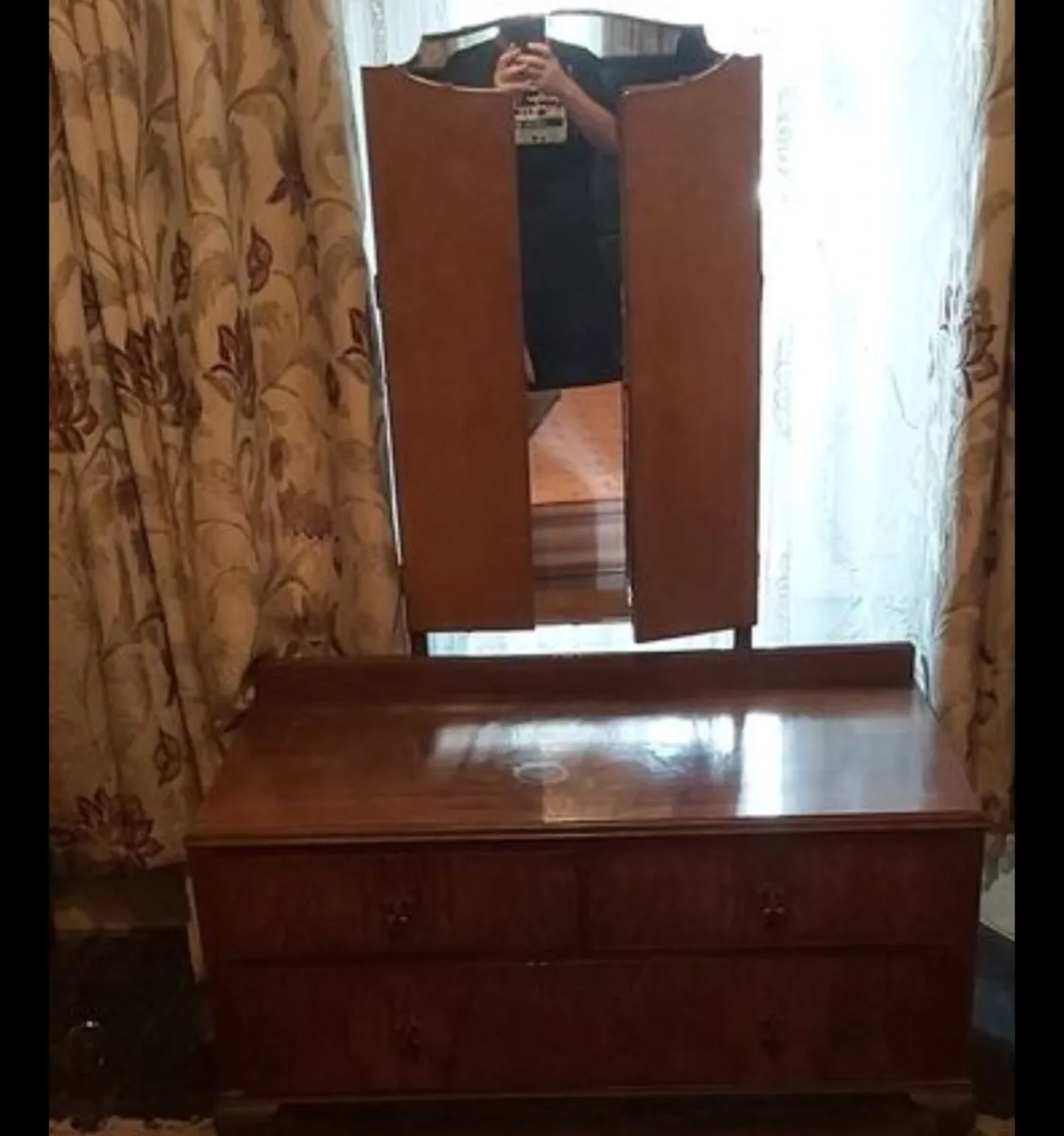 Vintage Dressing Table with Folding Mirror