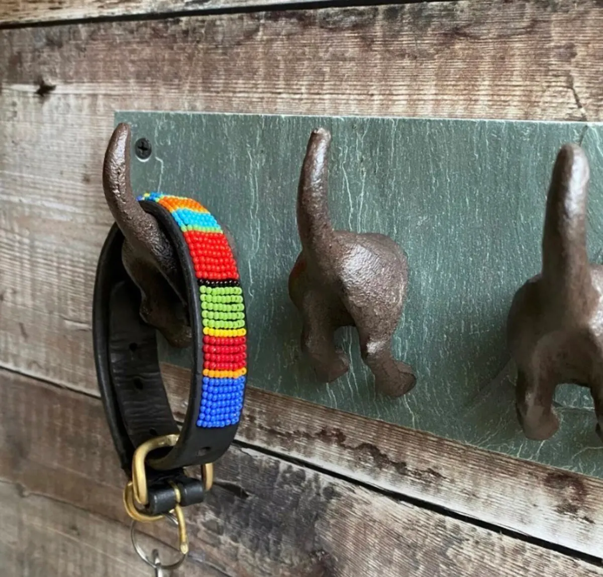 4 Dog Tails Coat Hooks Cast Iron & Slate NEW - Image 2