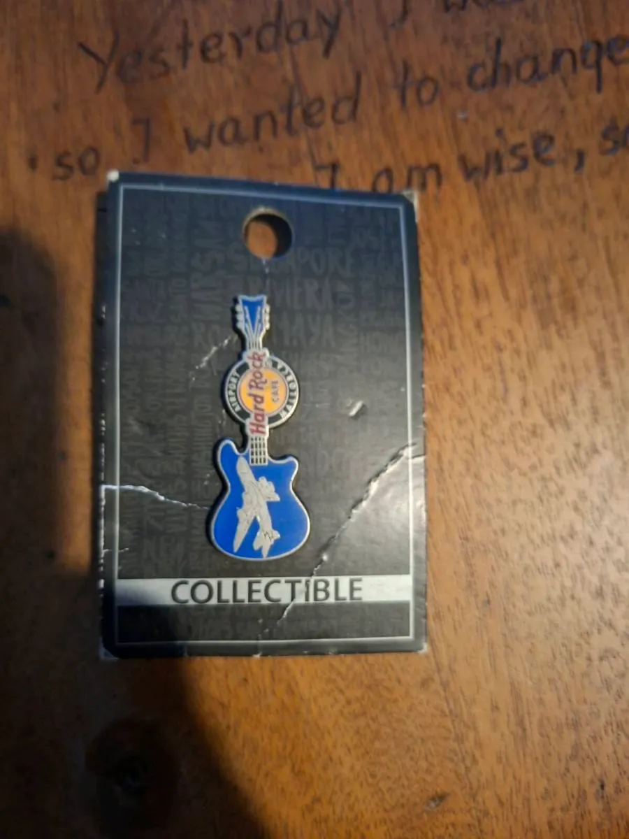 Guitar pin