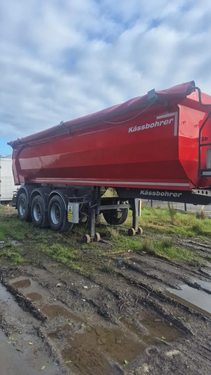 2018 kassbohrer tipping trailer - Image 1