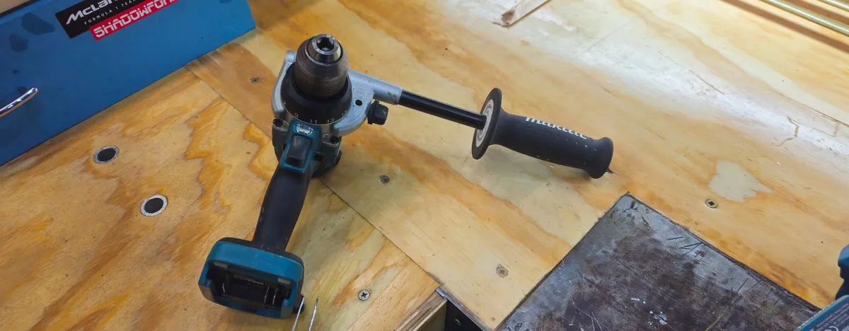 Makita heavy Duty combi hammer drill - Image 3