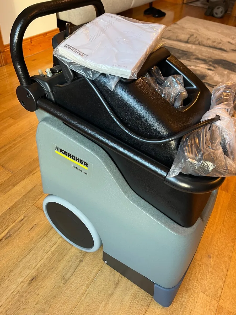 KARCHER BRC 30/15C  Carpet Cleaner - Image 1