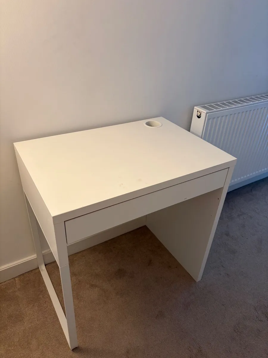Desk - Image 2