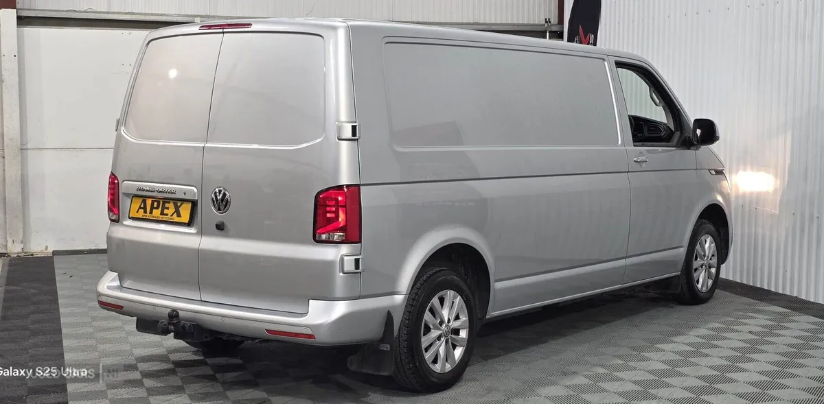 Volkswagen Transporter T30 LWB DIESEL - Image 4