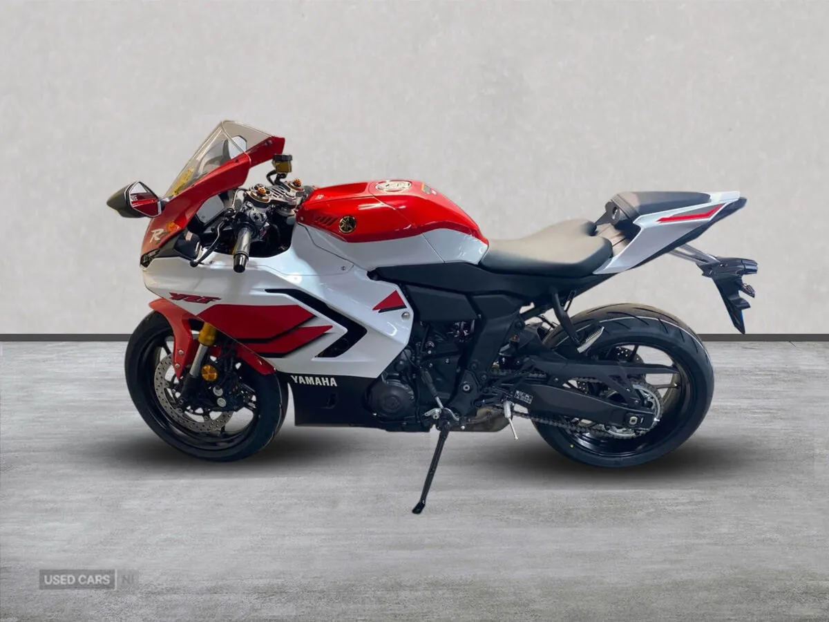 YAMAHA YZF New R7 70th Anniversary--SPECIAL OFFER - Image 2