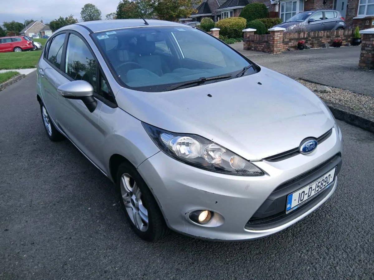 FORD FIESTA 84KM NEW N.C.T - Image 1