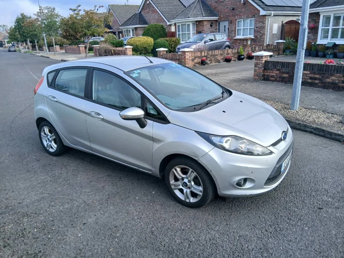 FORD FIESTA 84KM NEW N.C.T - Image 3