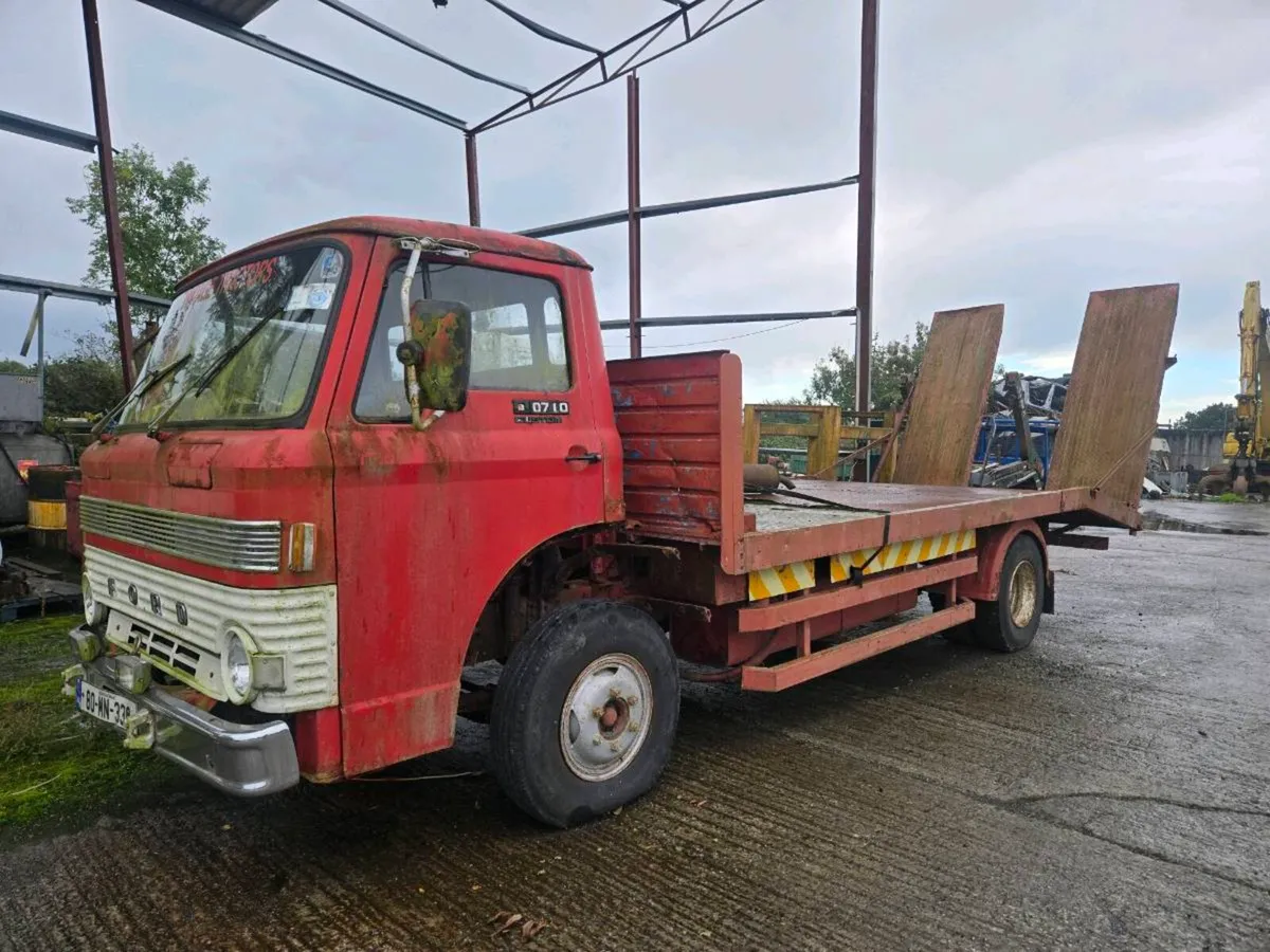 Ford D1000 - Image 2