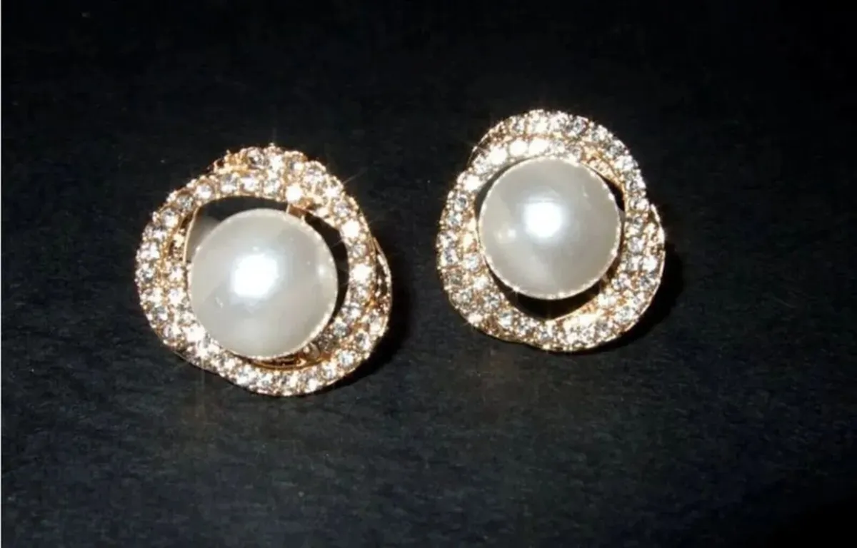 Vintage Harrods Clip-On Earrings – Unworn / New - Image 1
