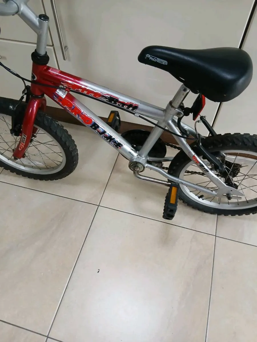BOYS BICYCLE 16 INCH WHEELS - Image 2