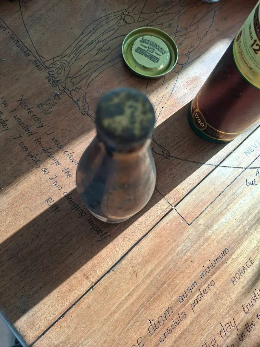 Vintage bottle GUINNESS [FULL] - Image 3