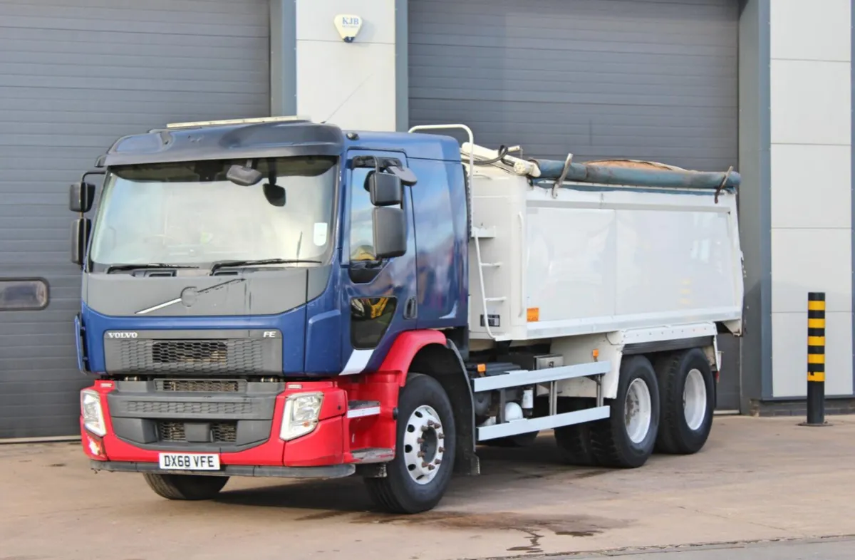 2018 (68) VOLVO FE 350 6X4 TIPPER (EURO 6) - Image 1