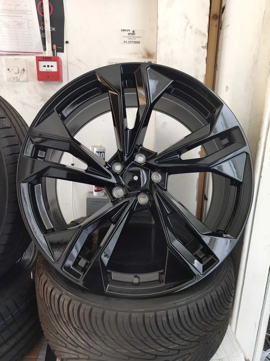Audi alloys - Image 1