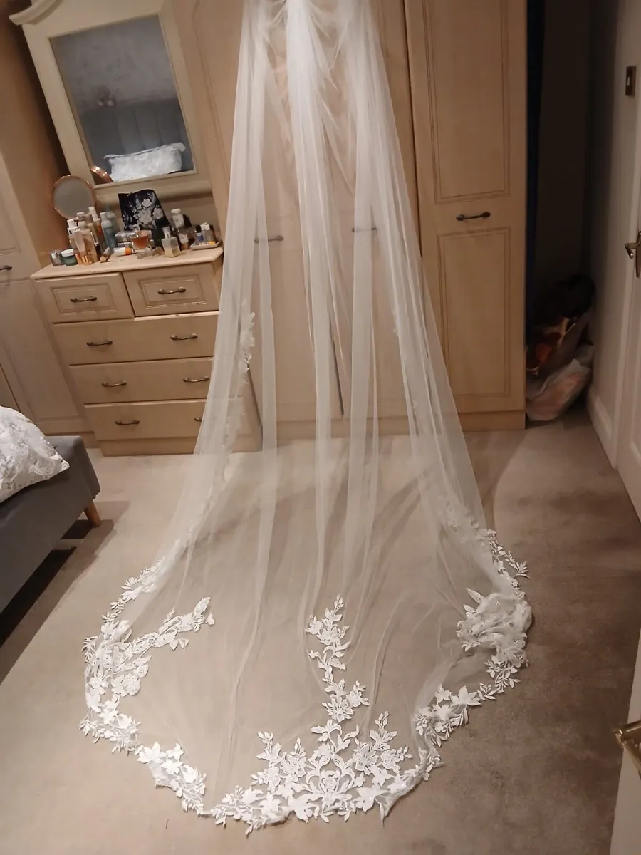 Wedding veil - Image 1