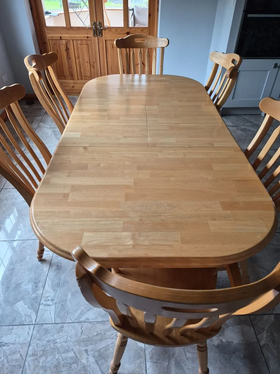 Extending Table & 8 chairs - Image 1