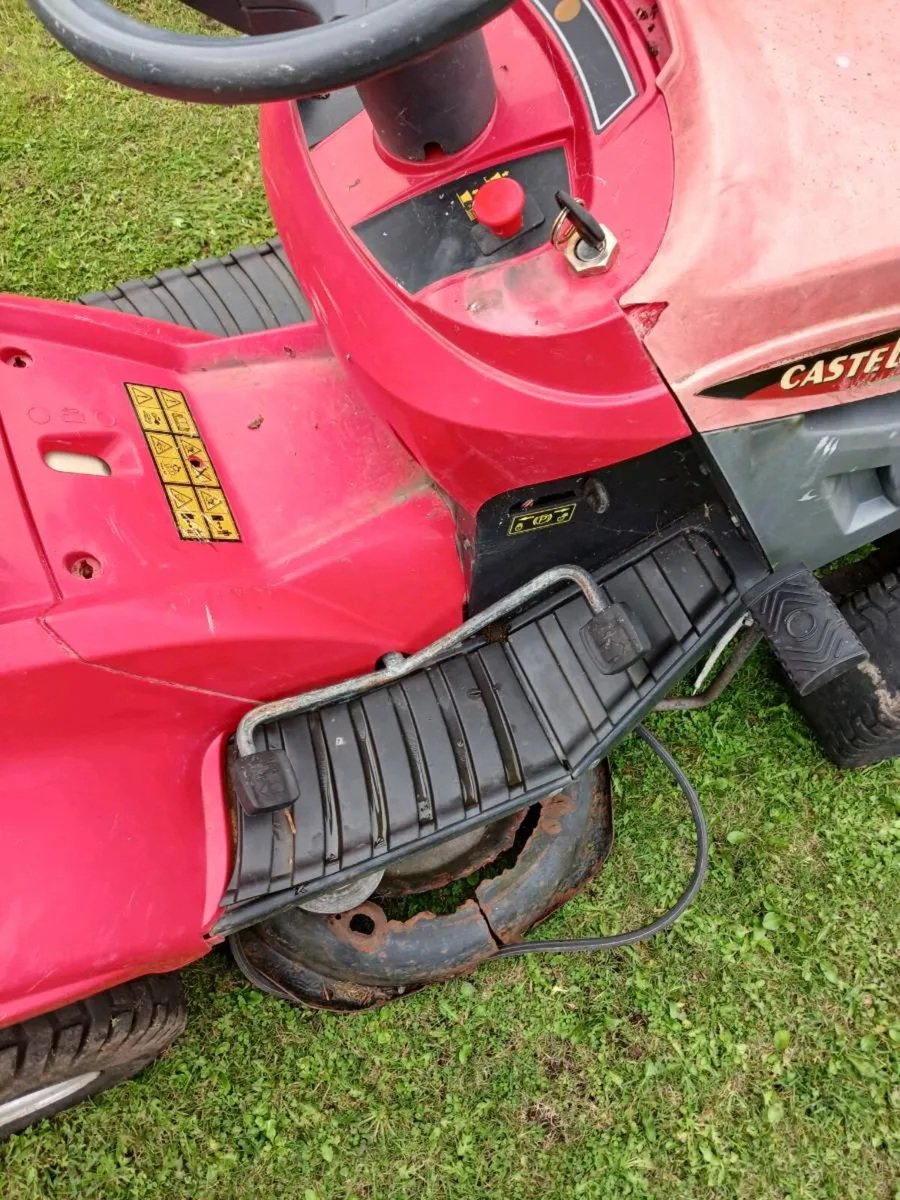 Lawnmowers breaking for parts - Image 2