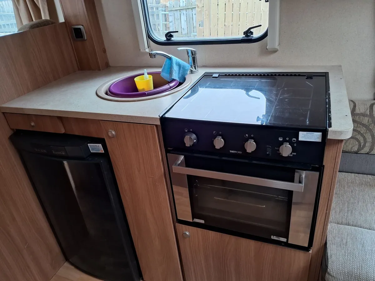Motorhome - Image 3