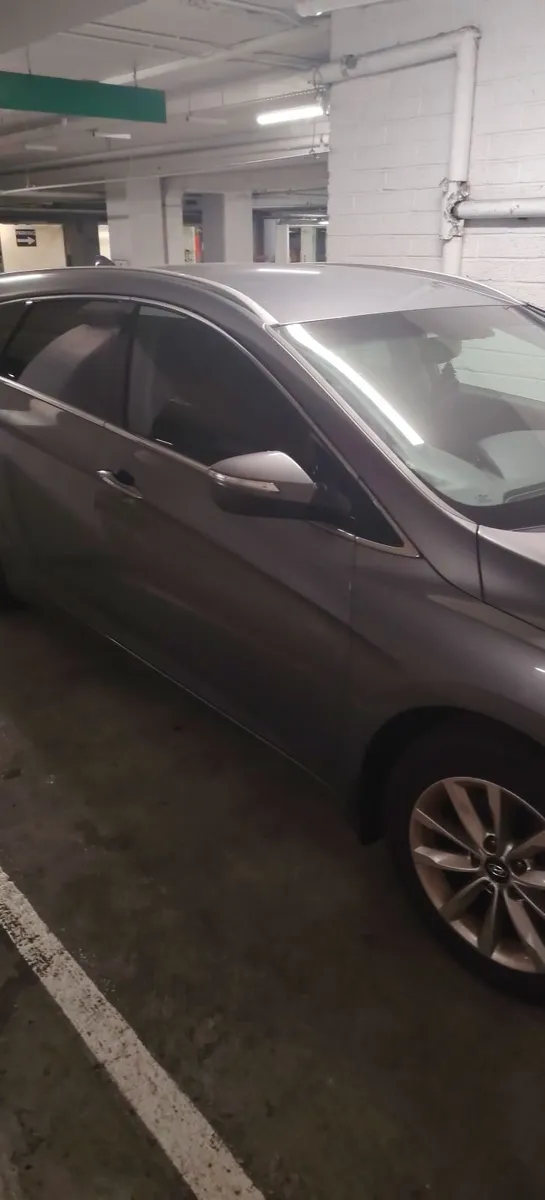 Hyundai i40 - Image 1
