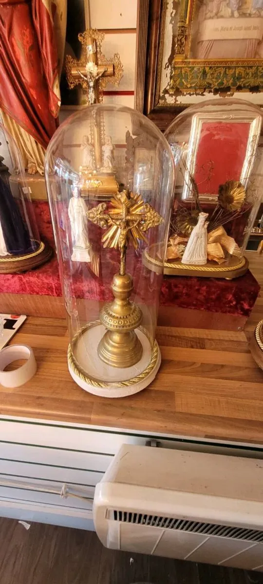Glass Globe Display 50 eu.each. - Image 4