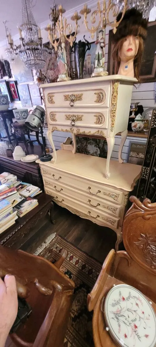 2 chest of drawers. Big 150 eu. Small 100 eu - Image 1