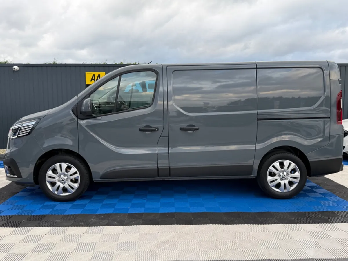 Renault Trafic EXTRA - 2.0L DIESEL - MANUAL - 12M - Image 4