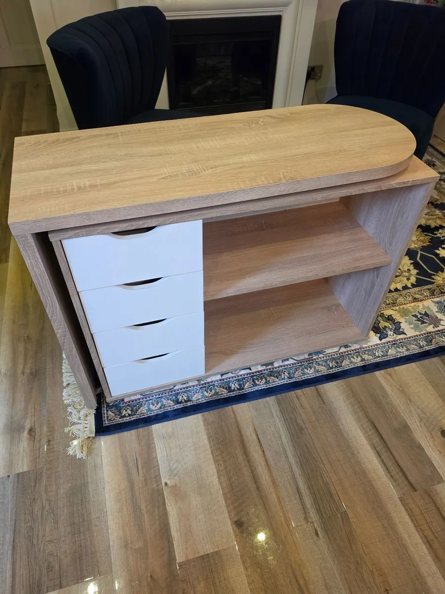 desk - Image 1