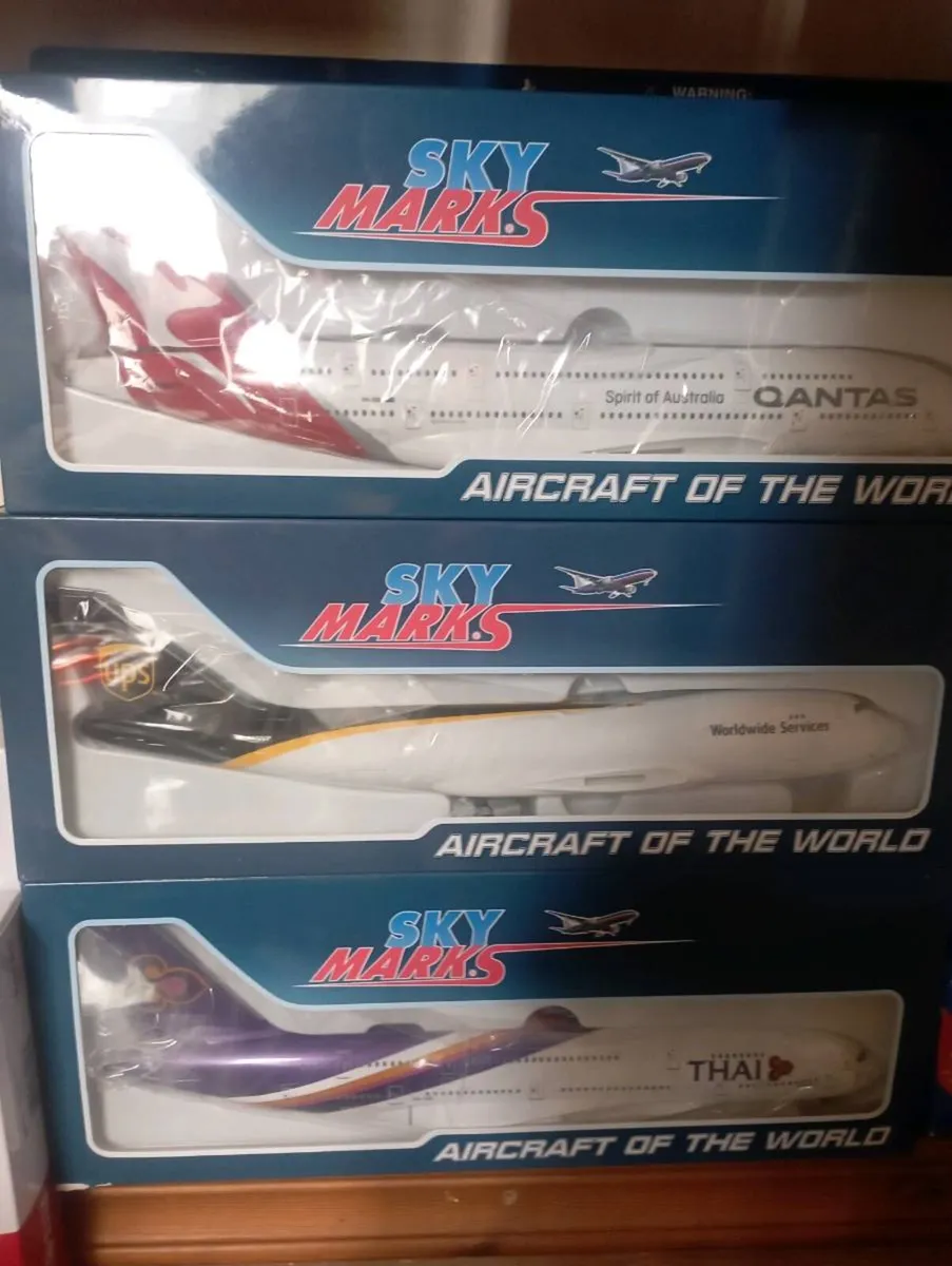 SKY MARK'S AIRCRAFT OF THE WORLD - Image 1