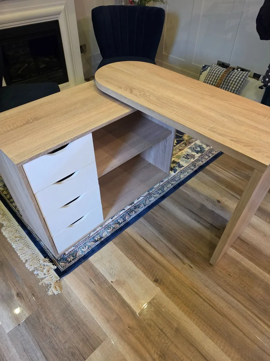 desk - Image 2