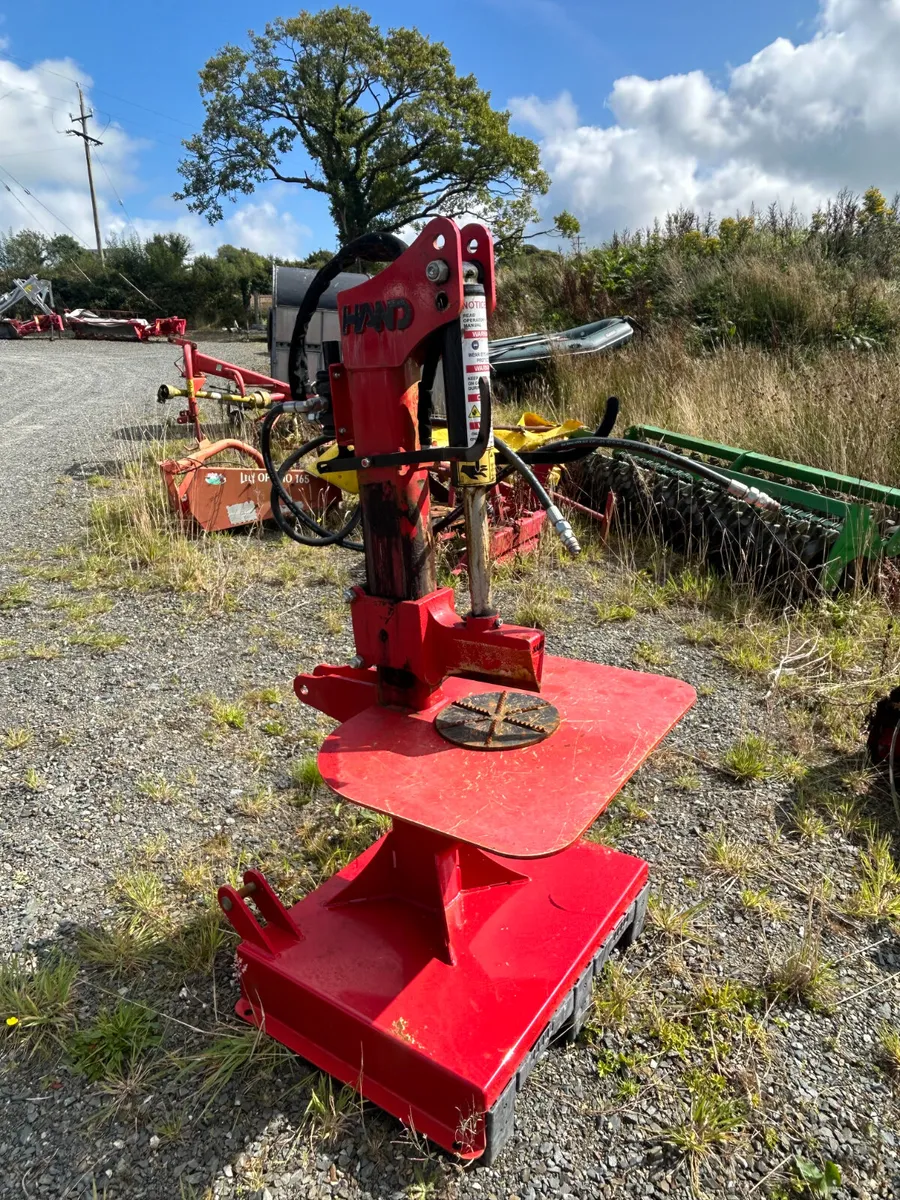 Log Splitter Hire - Image 2