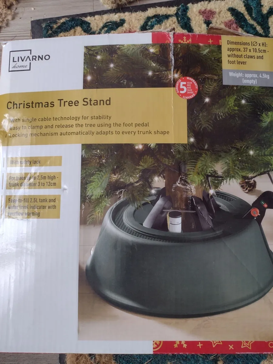 Christmas tree stand - Image 1