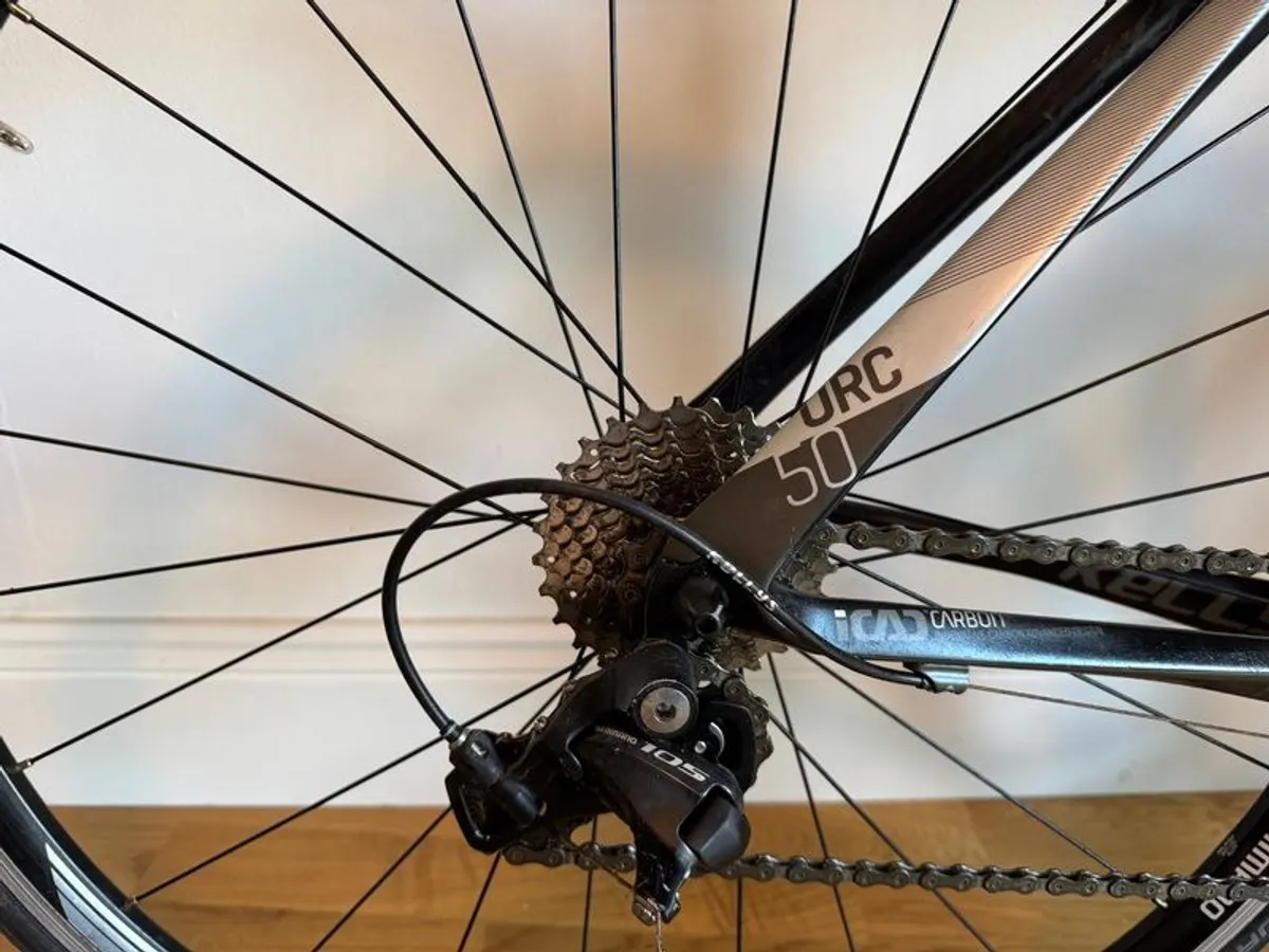 Kellys URC 50 Full Carbon Road Bike Shimano 105 11 Speed Exceptional Condition - Image 3