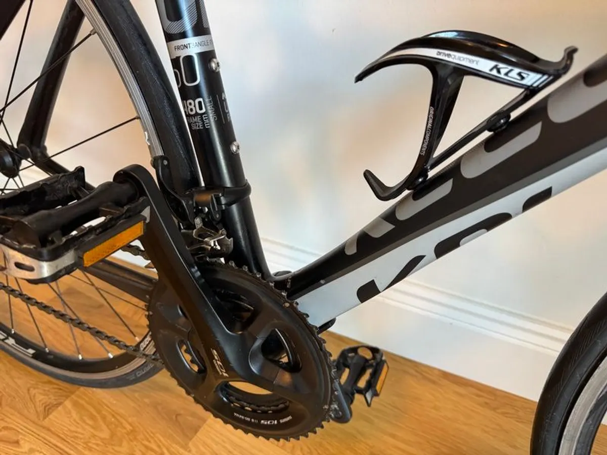 Kellys URC 50 Full Carbon Road Bike Shimano 105 11 Speed Exceptional Condition - Image 4