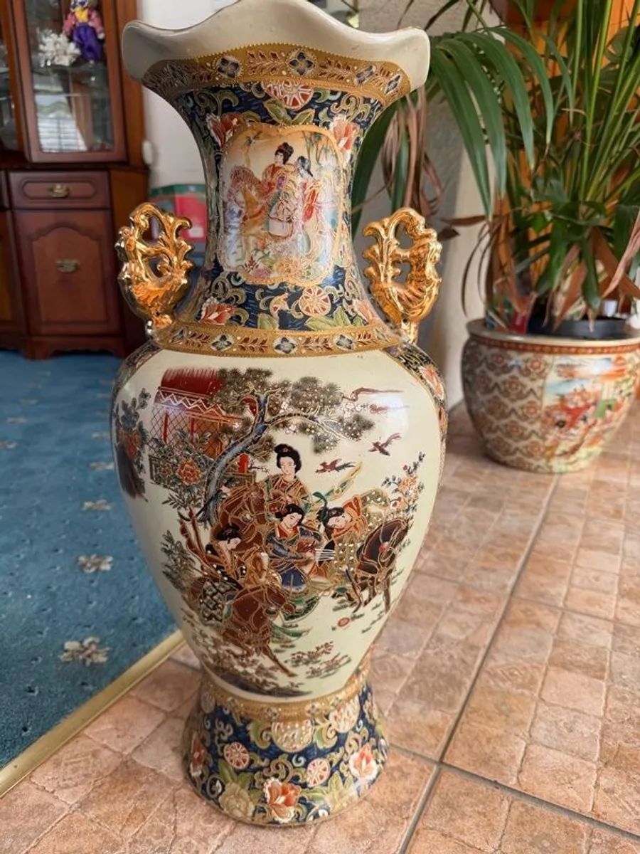 Large chinese porcelain floor vase - Image 2